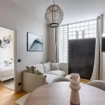 Mykeypers - Luxury Design Flat 4P - Republique