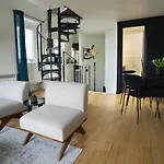 Mithouard Apartments