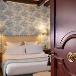 Relais Hotel Du Vieux Paris
