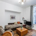 Nice 34M Well Located - Montmartre District