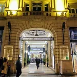 Appartement cosy sur les Champs-Elysées