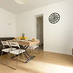 Rue Bassano - Arc De Triomphe City Apartment