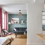 Charming Apartment For 2 People - Paris 17