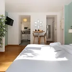 202 - Studio Calme Et Reposant Au Coeur De Paris 5