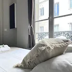 Quiet Retreat Studio In Le Marais