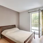 Spacious And Bright Apartment - Paris 14