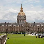 Modernized Studio - Meters From The Invalides Gardens