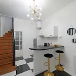 Black & White - Chic & Petit Maison- Pigalle 9Eme