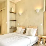 Studio De Charme Pour Un Sejour En Amoureux - 2P