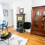 St Germain - Le Bon Marche City Apartment