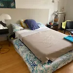 King\'S Rooms In Charming Paris