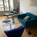 King\'S Rooms In Charming Paris