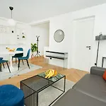 Madeleine St Lazare City Apartment