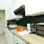 Saint Maur - Pere Lachaise City Apartment