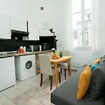 Saint Maur - Pere Lachaise City Apartment