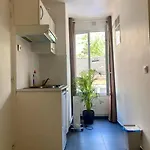 Studio Apartment In Paris