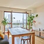 Nice Accommodation For 2 People In Pere Lachaise