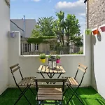 Quiet Studio With Terrace Near Beautiful Garden