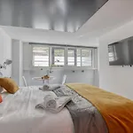 Branded New And Comfy Studio - Heart Of Paris 3