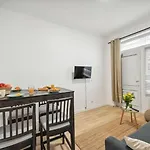 Paris 14E ,Cosy Appartement 2 Pieces Renove