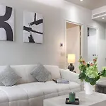 Mykeypers Great Luxury Flat 1Br/4P - Champs Elysees