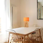Lovely Love Nest Near Montmartre
