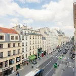 Luxurious Nest In Paris