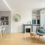 Luxurious Nest In Paris