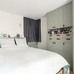 Luxurious Nest In Paris