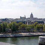 Charming Studio In The Heart Of Ile Saint-Louis