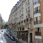 Lovely Love Nest Near Montmartre