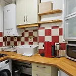 Unit 016 Marais Turenne
