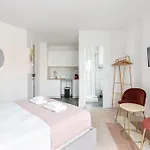 Studio Lumineux Paris Est - Serurier