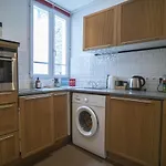 Charming Quiet Studio In The Heart Of Montmartre