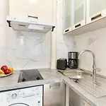 Eiffel Tower - Latin Quarter City Apartment