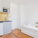 Cozy Studio Renovated Rue Bugeaud