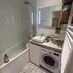 Belle Chambre A Montmartre
