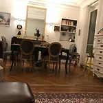 Belle Chambre A Montmartre