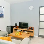 Arts & Metiers - Le Marais City Apartment