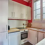 Apartment Place De L\'Etoile By Studio Prestige