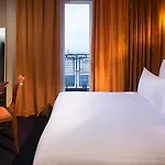 Hotel Le Chat Noir