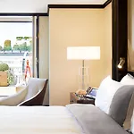 The Peninsula Paris
