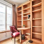 Appartement Quartier Champs-Elysees 3