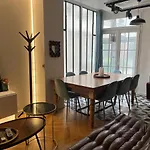 Design Appartment In The Marais