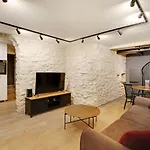Pick A Flat\'S Apartment In Montmartre - Rue Drevet