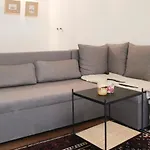 Comfortable Apartment With Beautiful Brightness