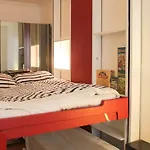 Comfortable Apartment With Beautiful Brightness
