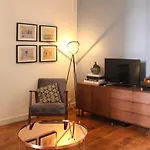 Bright 40 M Apartment In Paris 17Th District