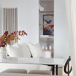 Apt Design, Proche Champs Elysees