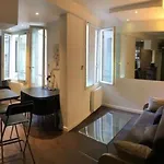 Wonderful Studio In Heart Of Paris